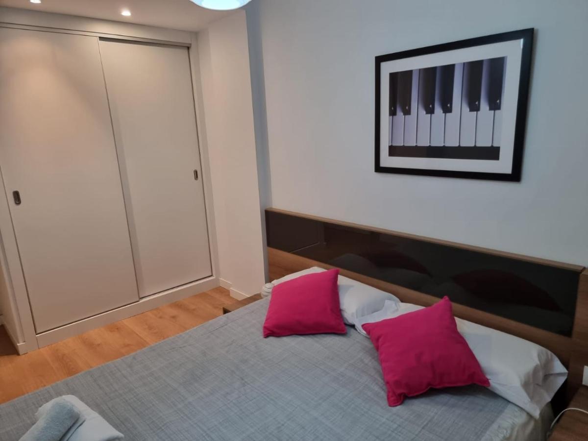 Luxury, Design, Relax, In Historical Street Lift Appartement *