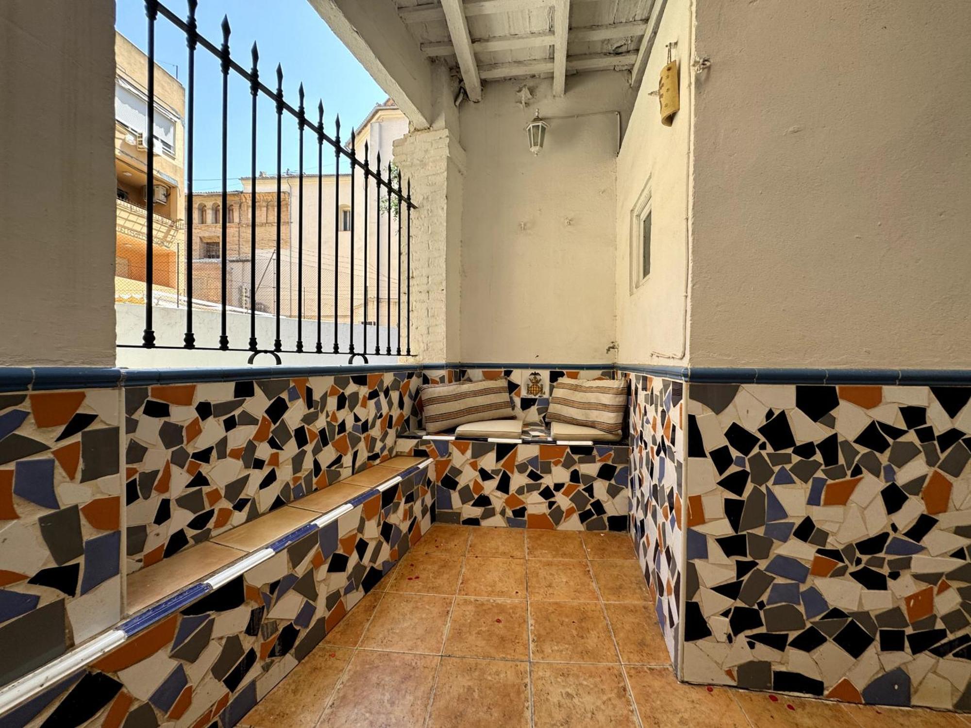 Luxury, Design, Relax, In Historical Street Lift *